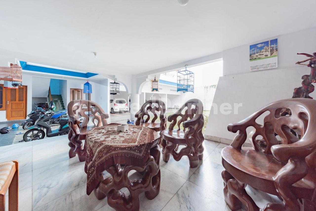 Biru Homestay Bandung Mitra Reddoorz Exteriör bild