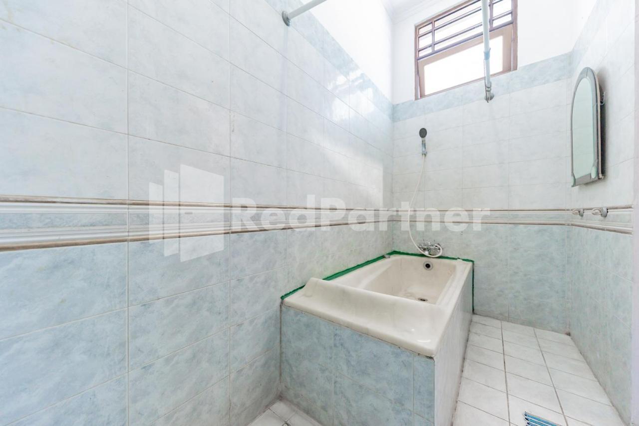 Biru Homestay Bandung Mitra Reddoorz Exteriör bild